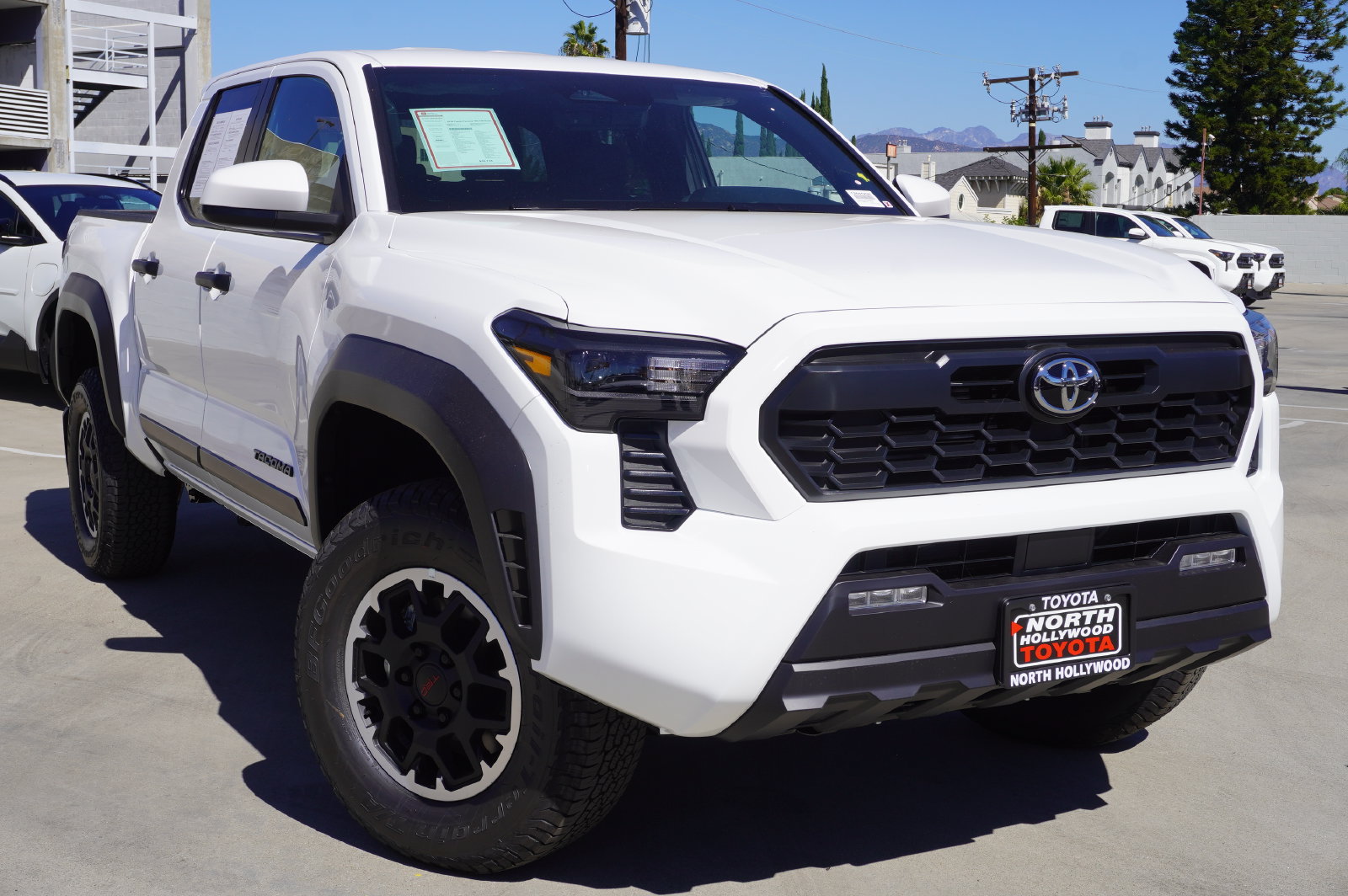 Certified 2026 Toyota Tacoma TRD Off-Road AWD/4WD image 2