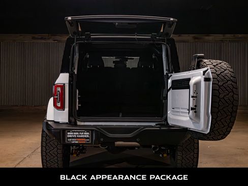 Used 2025 Ford Bronco Badlands AWD/4WD image 8