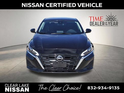 Certified 2023 Nissan Altima 2.5 SV FWD image 3
