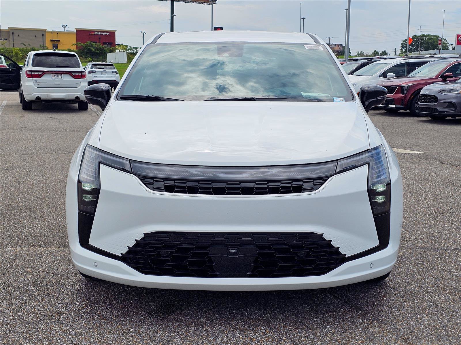 New 2027 Chrysler Pacifica Select FWD image 2