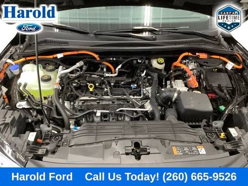 Used 2024 Ford Escape SE image 17