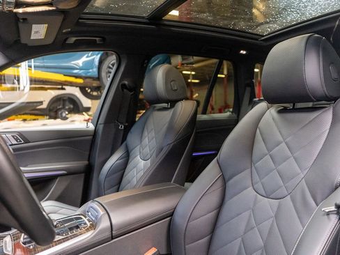 Used 2026 BMW X5 xDrive40i image 24