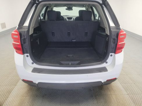 Used 2017 Chevrolet Equinox LS image 29