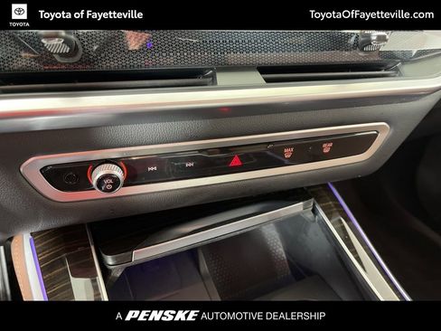 Used 2024 BMW X5 xDrive40i w/ Premium Package image 33