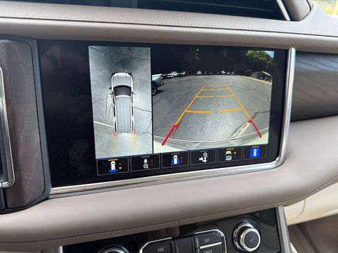 Certified 2024 GMC Yukon XL Denali w/ LPO, Illumination Package AWD/4WD image 20