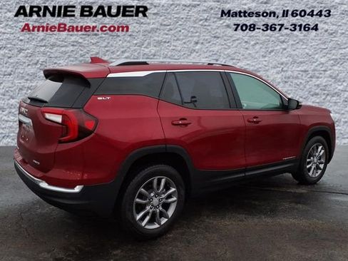 Used 2023 GMC Terrain SLT image 6