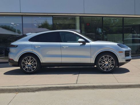 Certified 2026 Porsche Cayenne Coupe AWD/4WD image 8