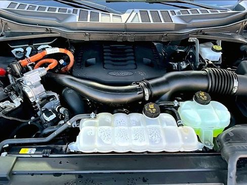 Used 2023 Ford F150 Lariat w/ Equipment Group 502A High image 9