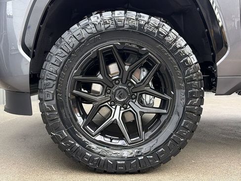 Used 2026 Toyota Sequoia Platinum w/ Tow Technology Package AWD/4WD image 9