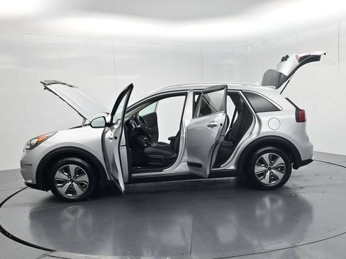 Used 2019 Kia Niro LX FWD image 63