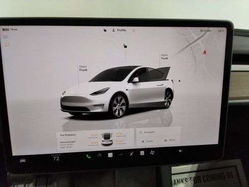 Used 2023 Tesla Model Y Long Range image 18