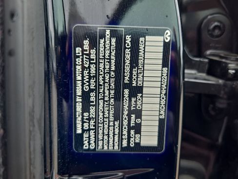 Used 2017 INFINITI QX30 Sport w/ Sport Leather Package FWD image 36