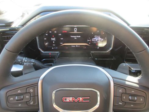 New 2026 GMC Sierra 1500 SLT w/ SLT Premium Plus Package AWD/4WD image 18