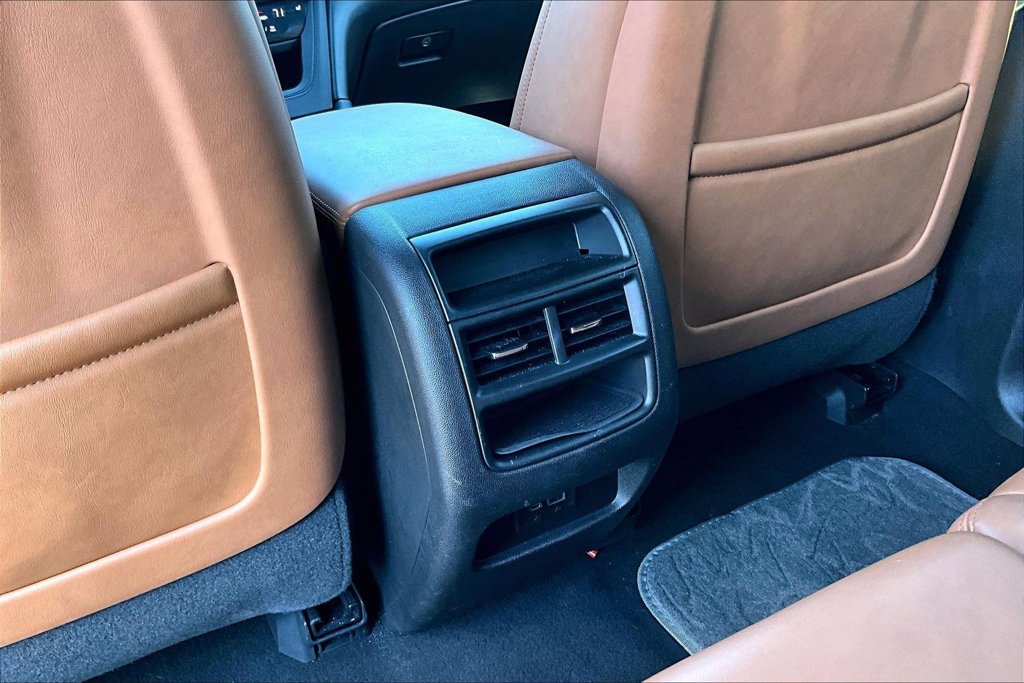 Used 2020 Cadillac XT5 Premium Luxury FWD image 33