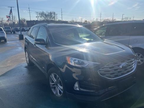 Used 2020 Ford Edge SEL image 3