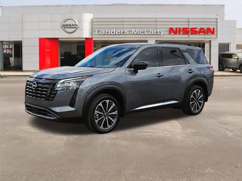 New 2026 Nissan Pathfinder Platinum w/ Cargo Package FWD image 7