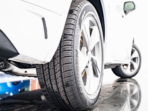 Used 2023 Audi Q5 2.0T Premium w/ Convenience Package image 39