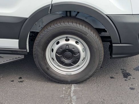 New 2026 Ford Transit 250 148 Medium Roof image 10