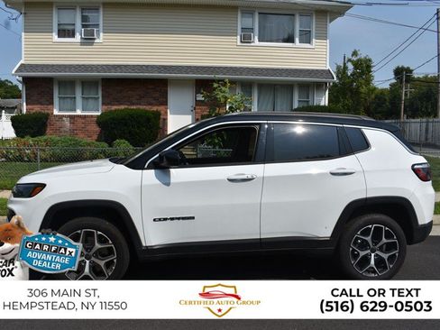Used 2026 Jeep Compass Limited AWD/4WD image 7