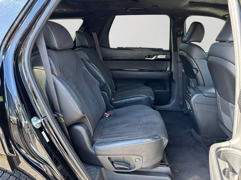 Used 2025 Hyundai Palisade Calligraphy AWD/4WD image 13
