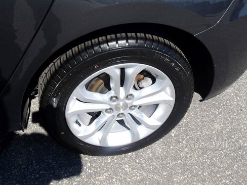 Used 2019 Chevrolet Cruze LT image 32