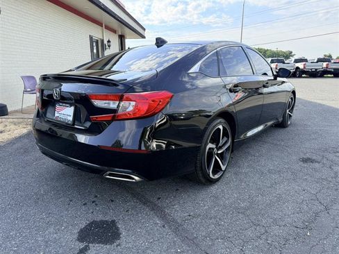 Used 2020 Honda Accord Sport image 5