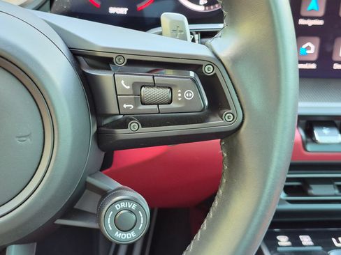 Certified 2024 Porsche 911 Targa 4 GTS AWD/4WD image 9