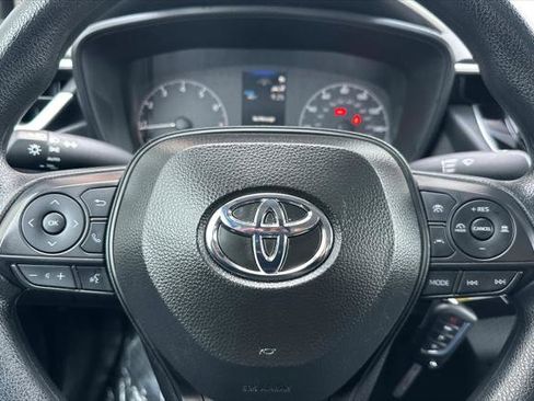 Certified 2025 Toyota Corolla LE image 23