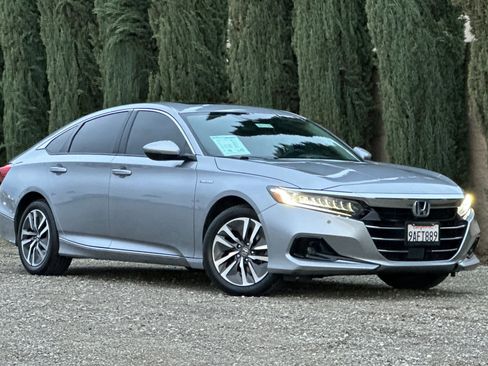 Used 2022 Honda Accord EX-L image 2