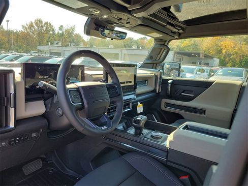 New 2026 GMC Hummer EV 4x4 Crew Cab image 9