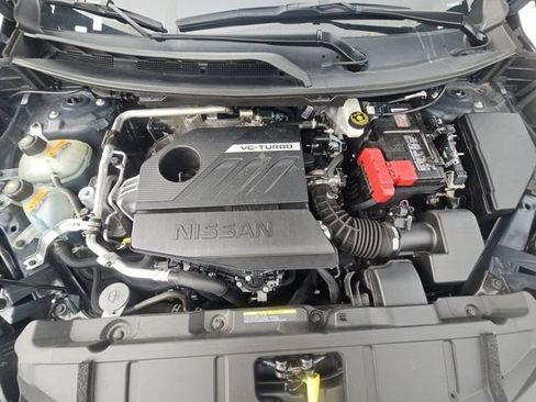 Used 2025 Nissan Rogue SV AWD/4WD image 13