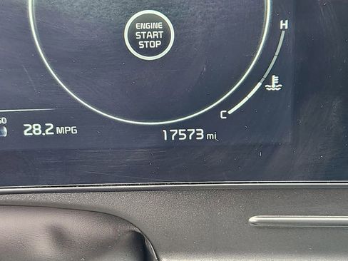 Certified 2025 Kia Sportage SX FWD image 27