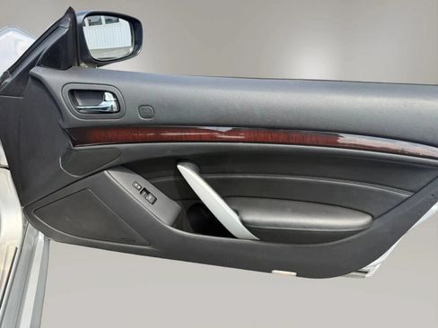 Used 2014 INFINITI Q60 Convertible w/ Premium Package RWD image 44