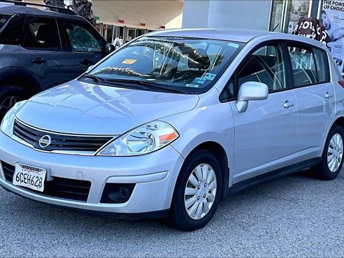 Used 2012 Nissan Versa 1.8 S w/ Plus Pkg FWD image 3
