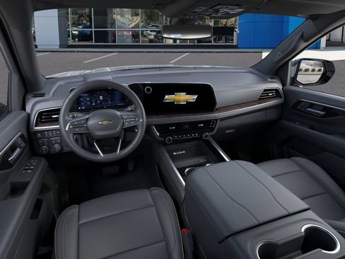 New 2026 Chevrolet Tahoe Premier w/ Sun And Tow Package AWD/4WD image 15