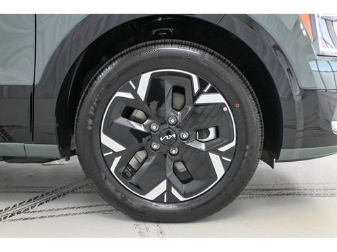 New 2025 Kia Niro Wind image 8