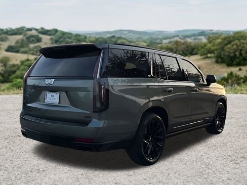 Certified 2024 Cadillac Escalade Sport Platinum w/ LPO, ONYX Package AWD/4WD image 9
