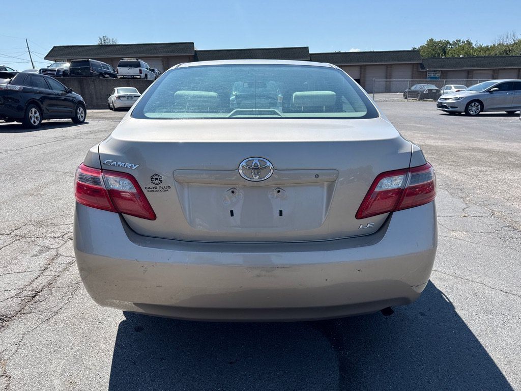 Used 2009 Toyota Camry LE FWD image 7