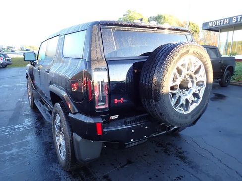 Used 2025 GMC Hummer EV 3X w/ LPO, Sport Package image 3