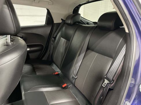 Used 2016 Nissan Juke SL AWD/4WD image 16