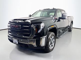 New 2025 GMC Sierra 3500 SLT w/ SLT Premium Package video 3