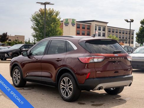 Used 2021 Ford Escape SEL image 5