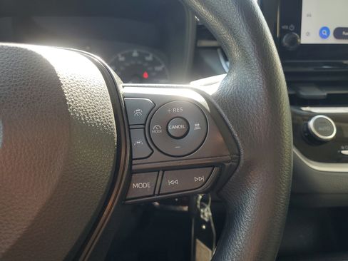 Used 2024 Toyota Corolla LE image 22