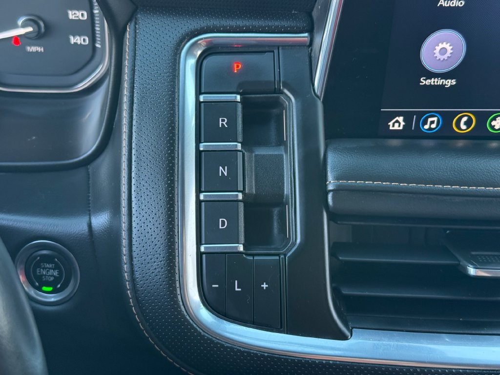 Used 2021 GMC Yukon AT4 w/ Technology Package AWD/4WD image 38