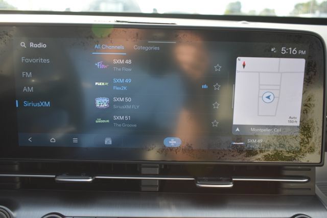 Used 2025 Hyundai Kona Limited AWD/4WD image 27