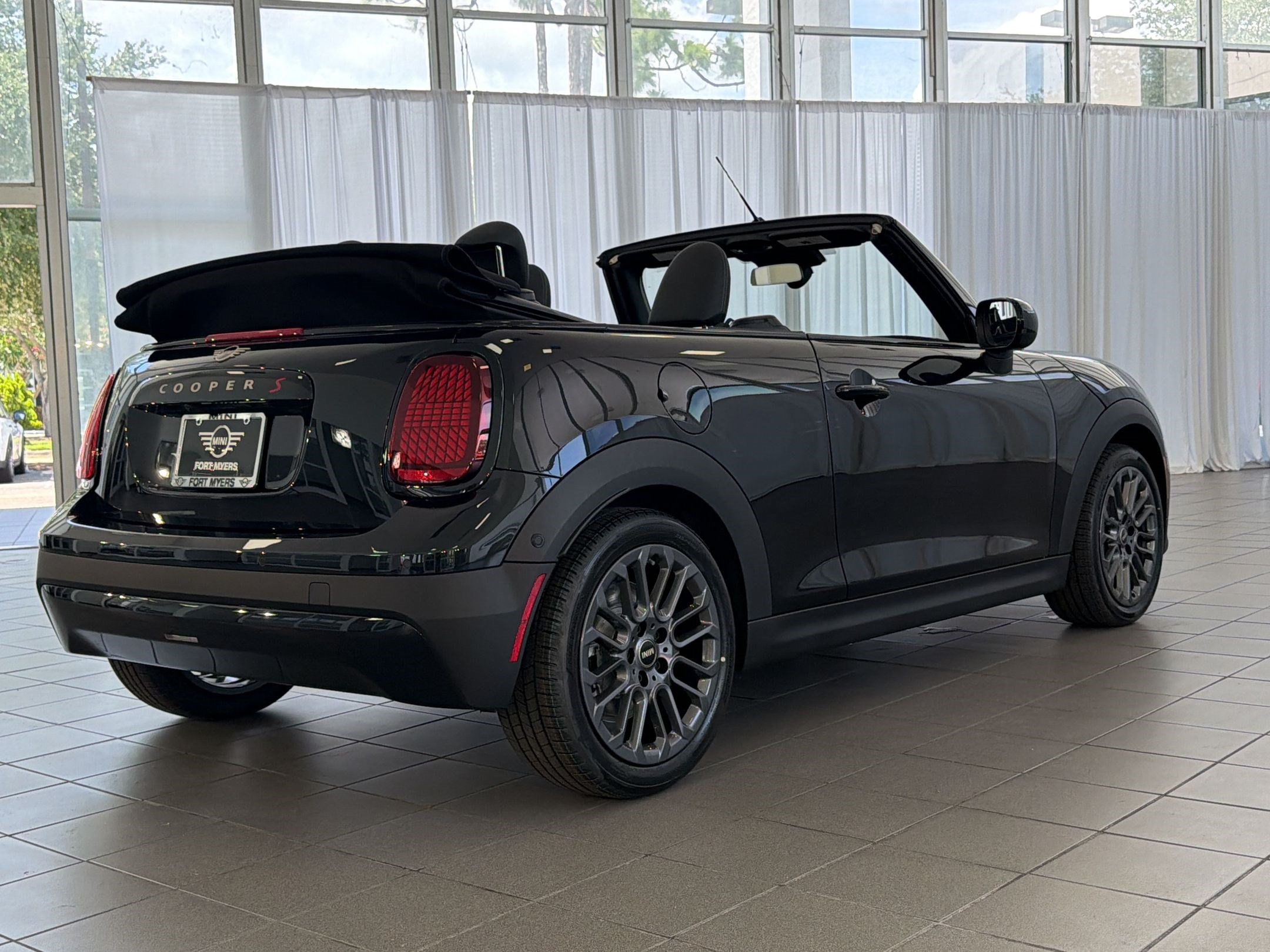 New 2026 MINI Cooper S FWD image 9