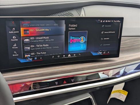 New 2026 BMW 750e xDrive 750e xDrive w/ Luxury Rear Seating Package image 11