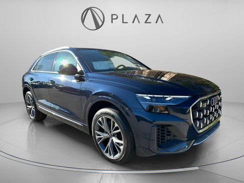 Certified 2025 Audi Q8 Premium w/ Convenience Package image 7