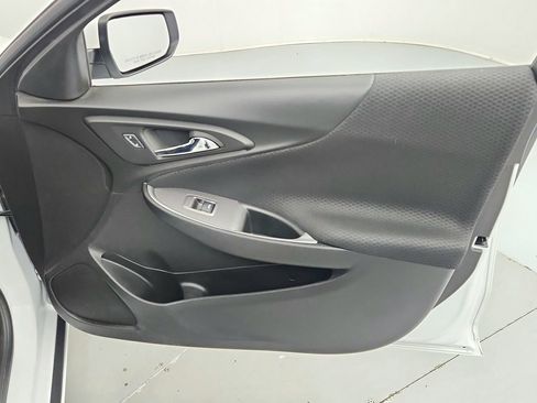 Used 2024 Chevrolet Malibu RS w/ LPO, Floor Liner Package FWD image 26