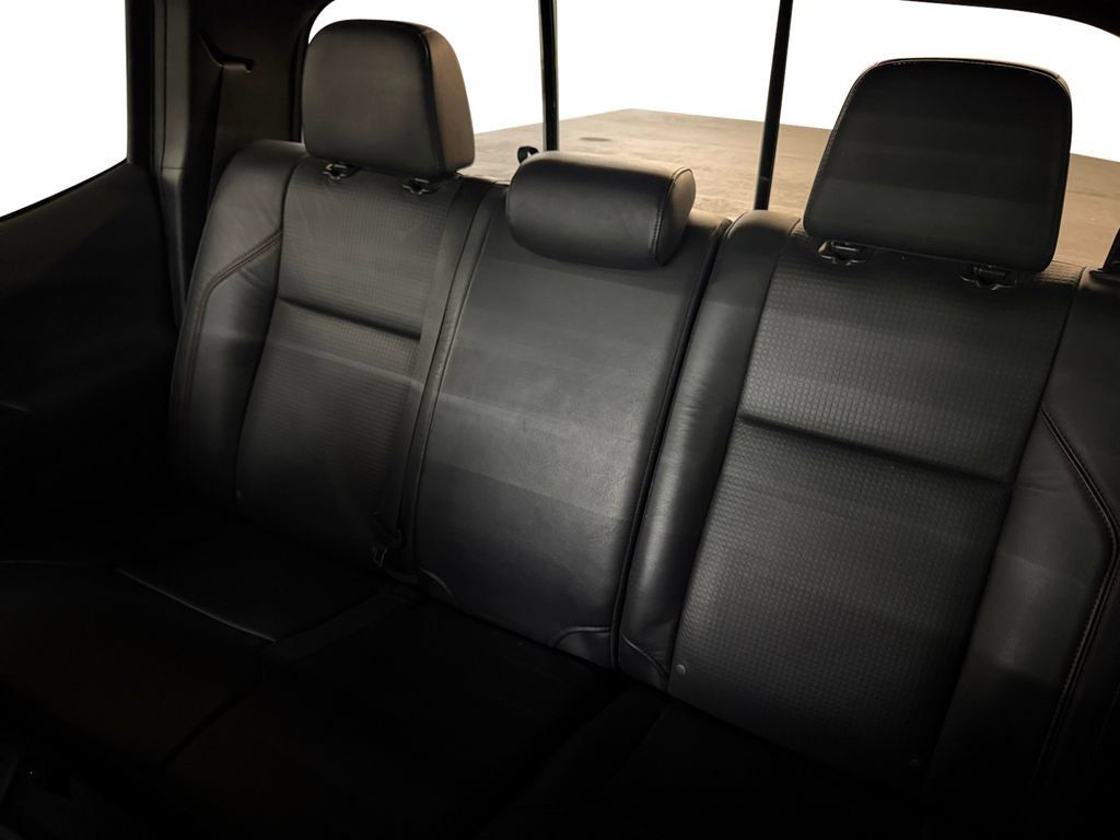 Used 2021 Toyota Tacoma TRD Pro AWD/4WD image 28